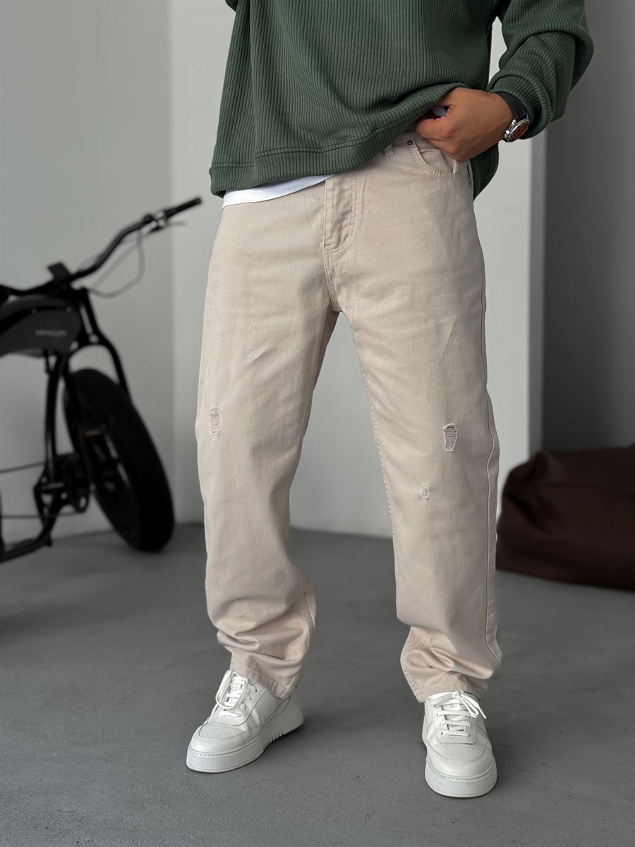 Distressed Detail Baggy Jean