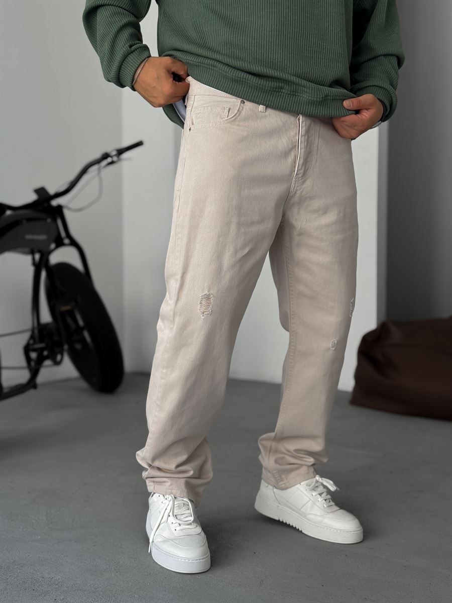 Distressed Detail Baggy Jean