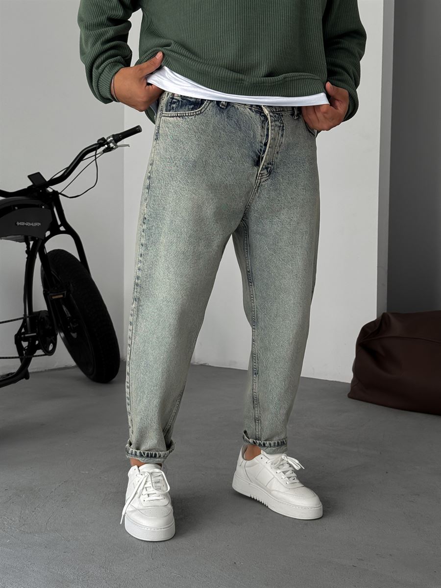 Aged Look Boyfriend Jean