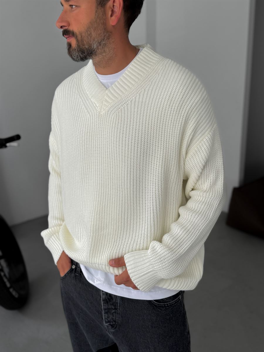 V-Neck Knitted Sweater with Embroidery Detail