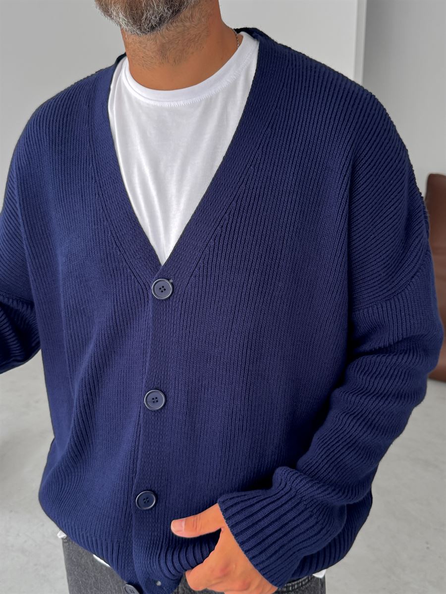 Buttoned Oversize Knitted Cardigan
