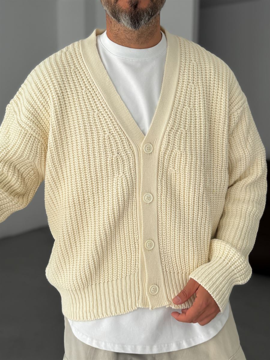 Buttoned Oversize Knit Cardigan
