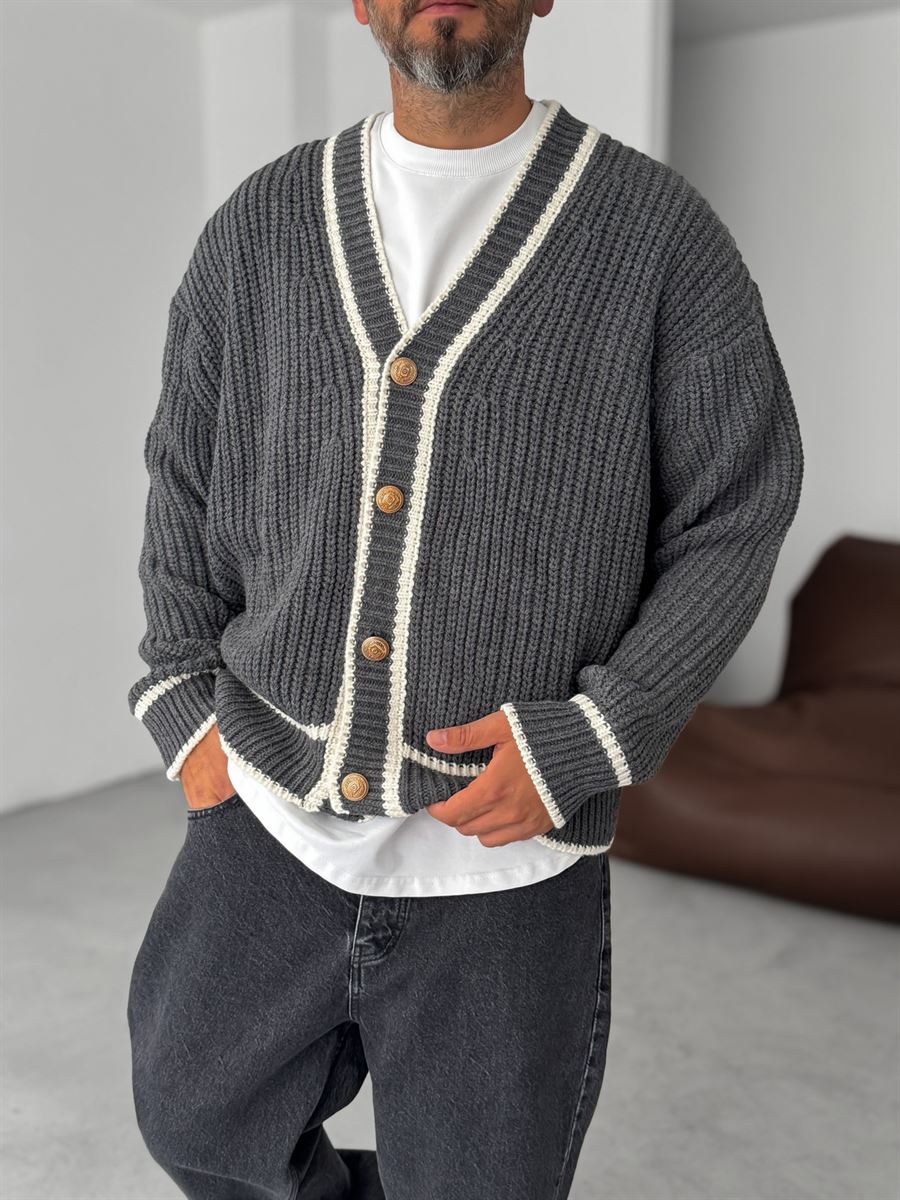 Button Detailed Oversize Knit Cardigan