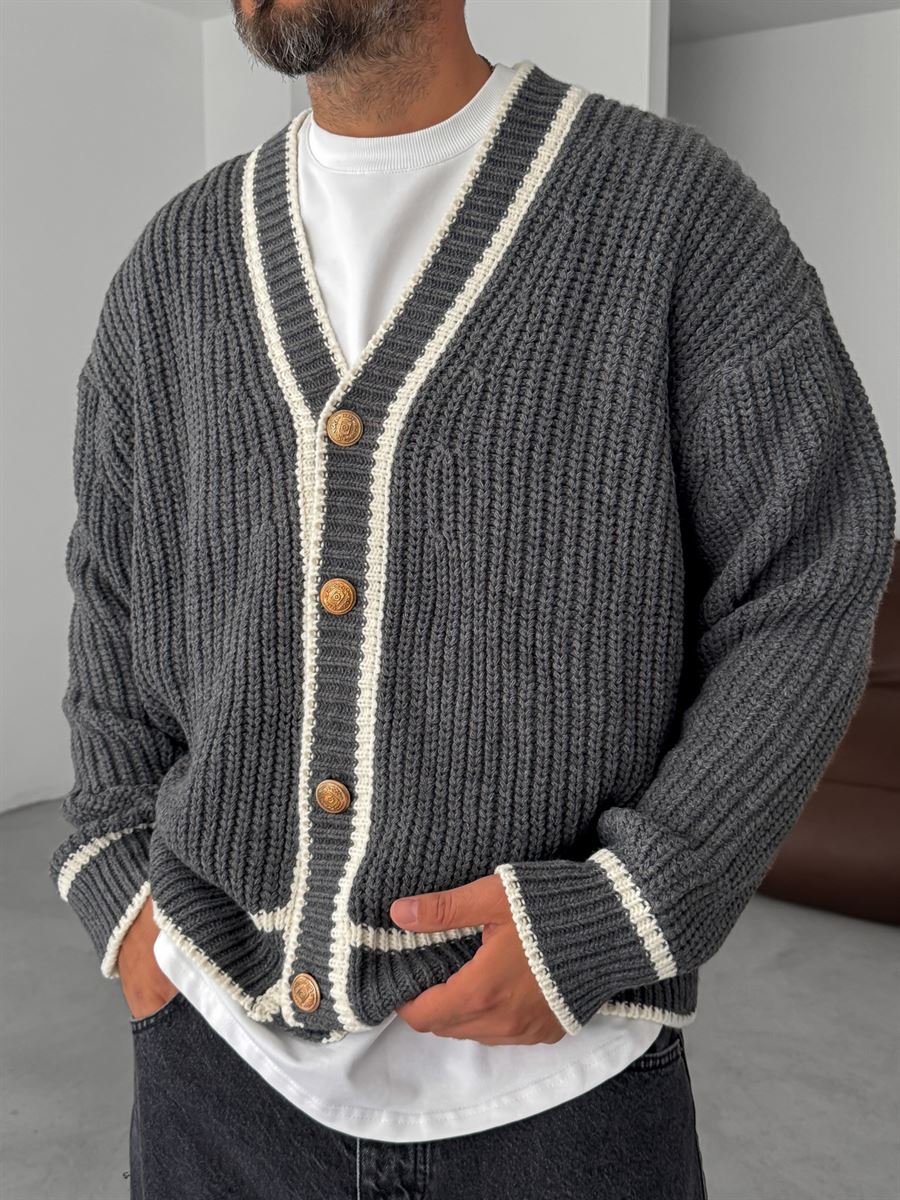 Button Detailed Oversize Knit Cardigan