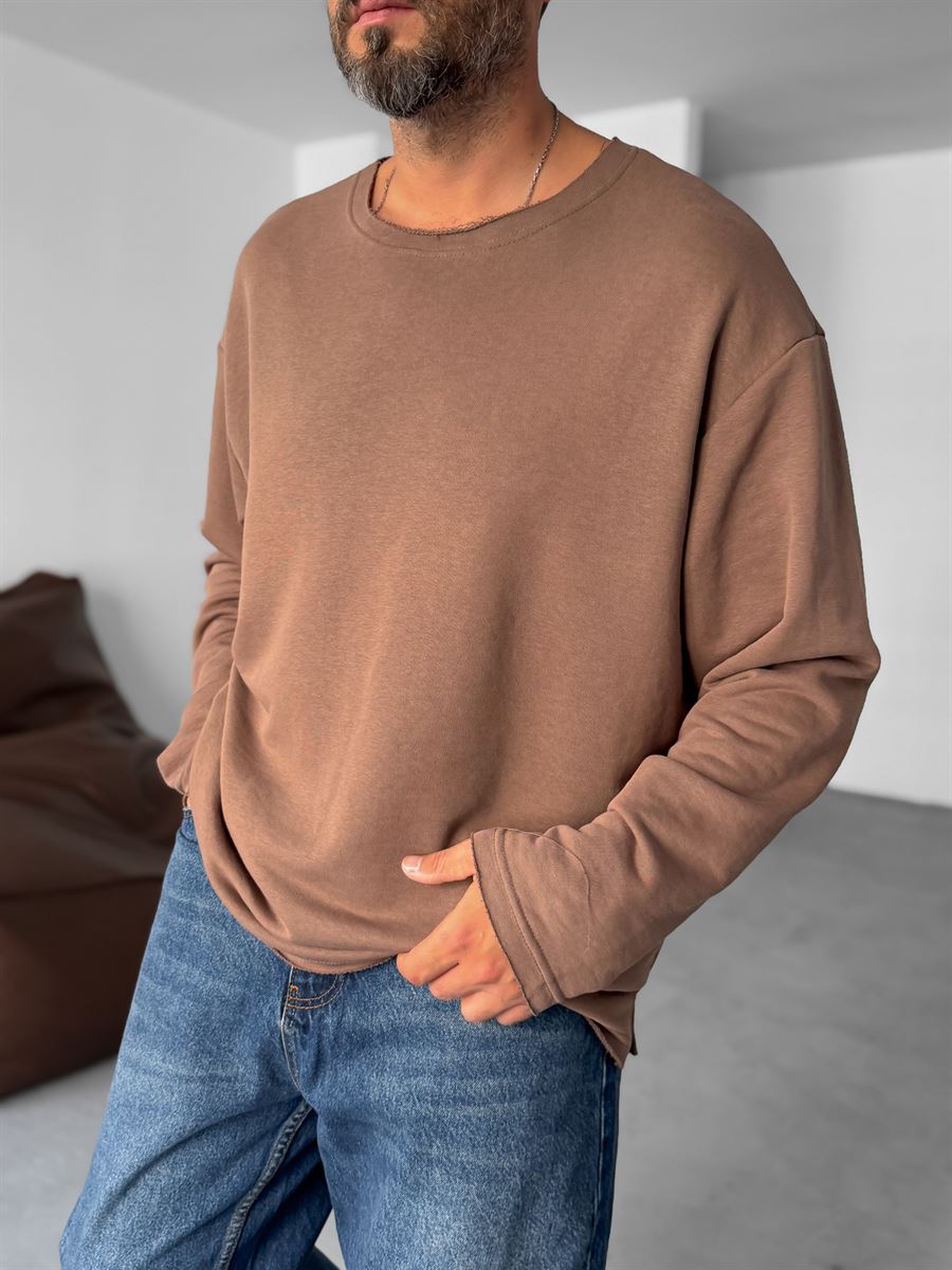 Raw Neck Basic Sweatshirt