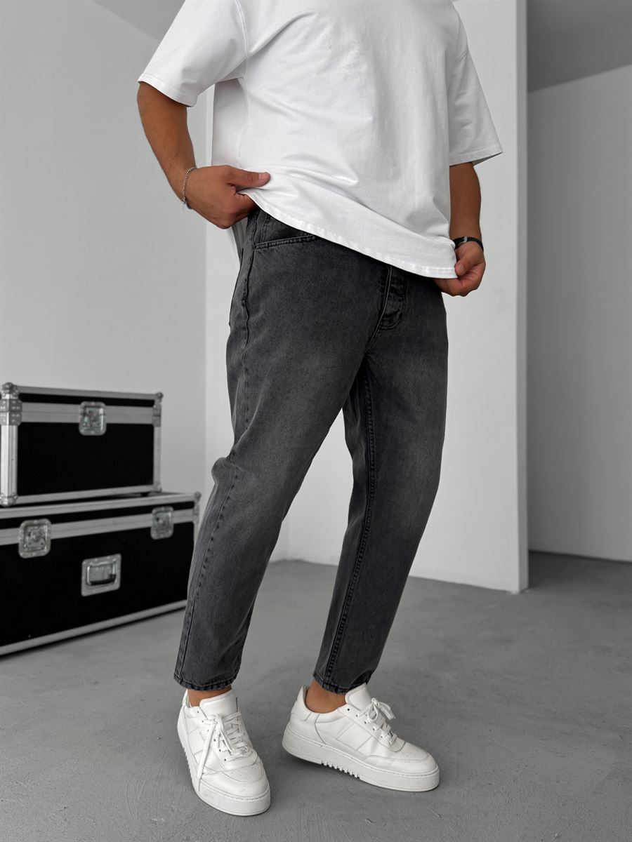 Raw Hem Washed Boyfriend