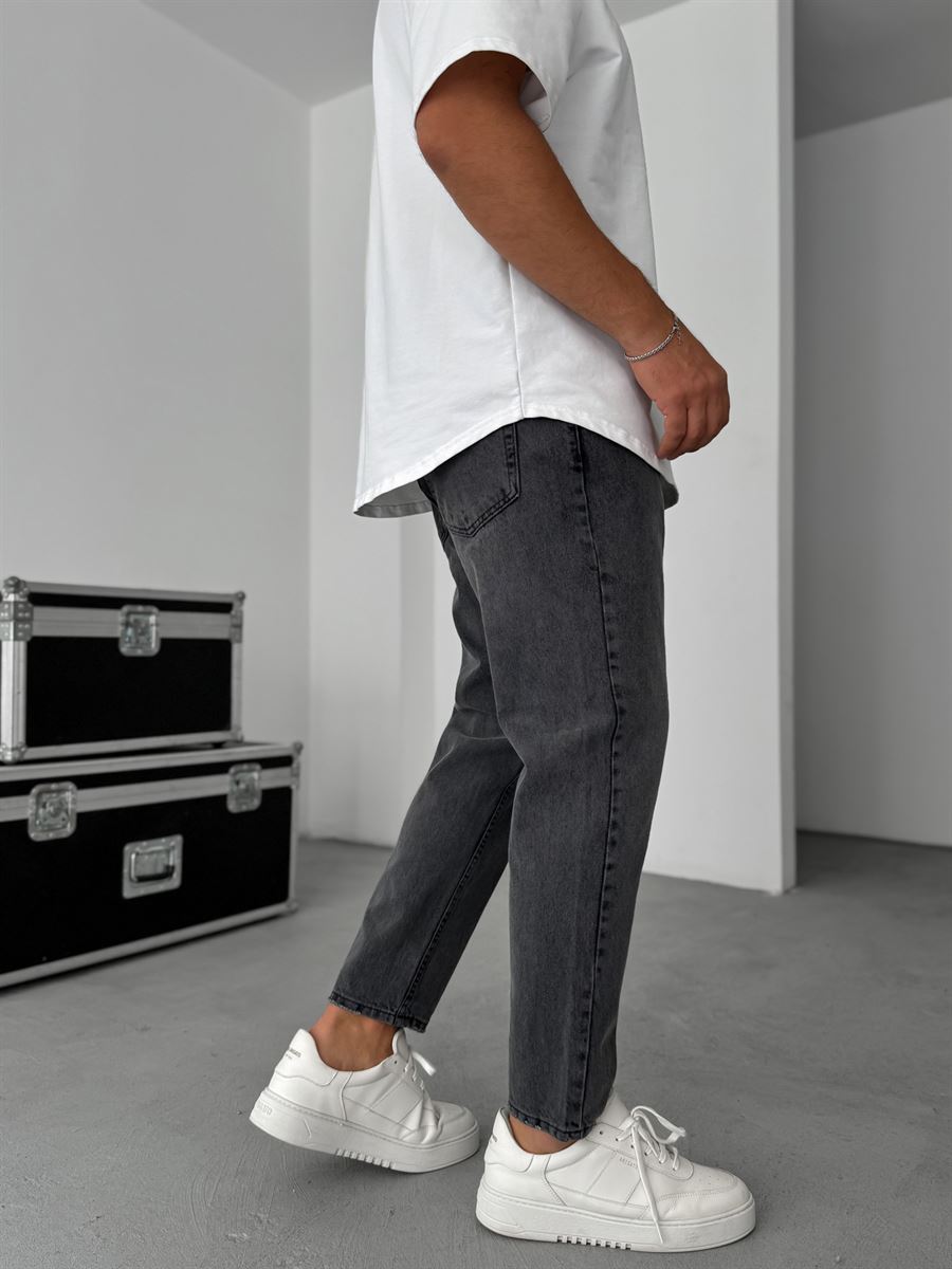 Raw Hem Washed Boyfriend