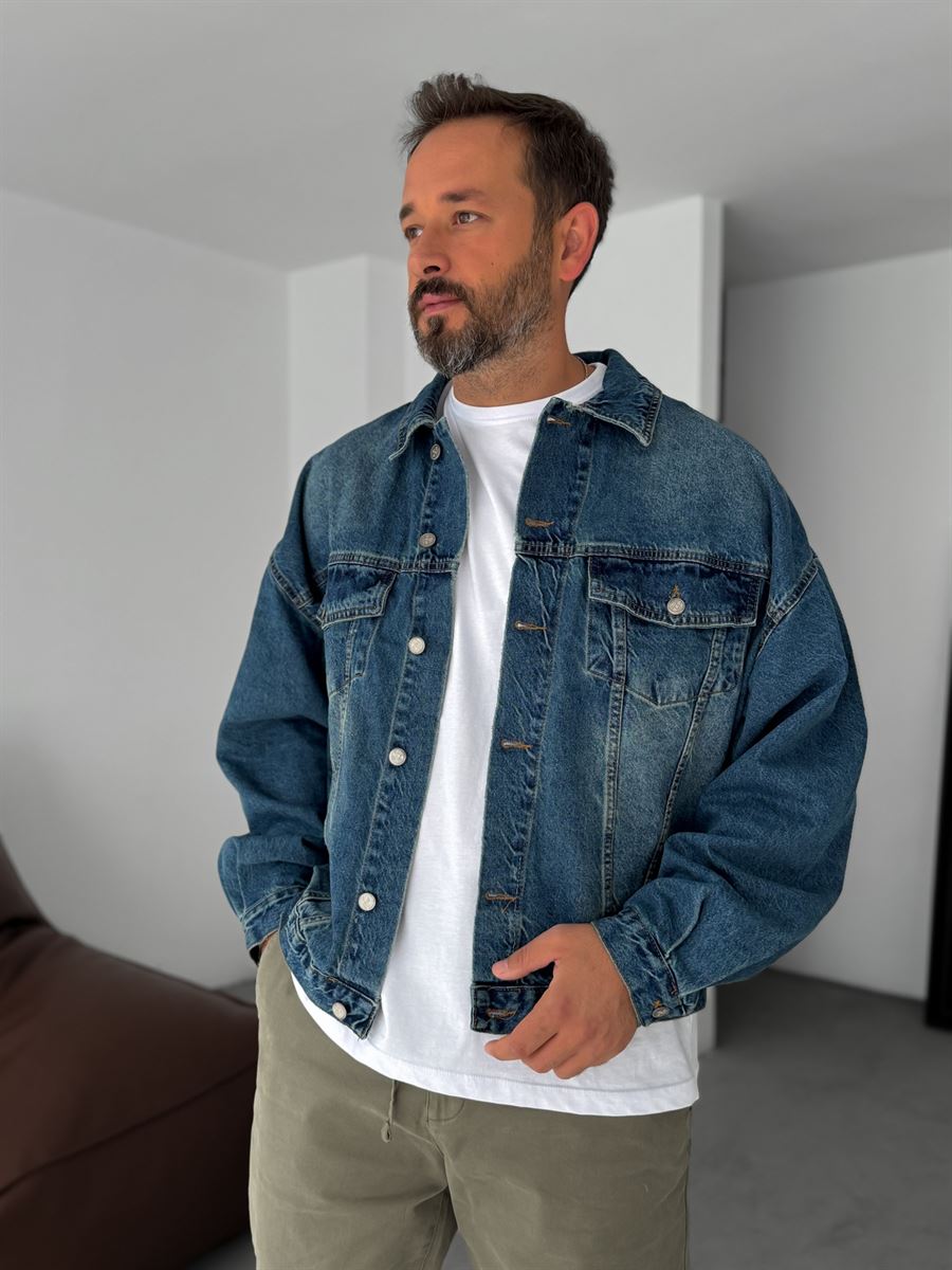 Buttoned Denim Jacket
