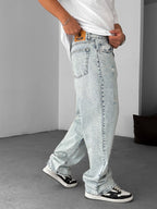 Distressed Detail Baggy Jean