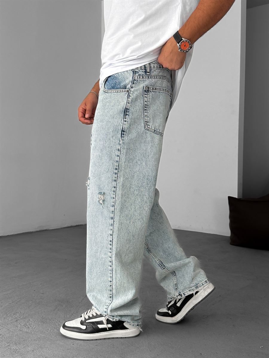 Distressed Detail Baggy Jean