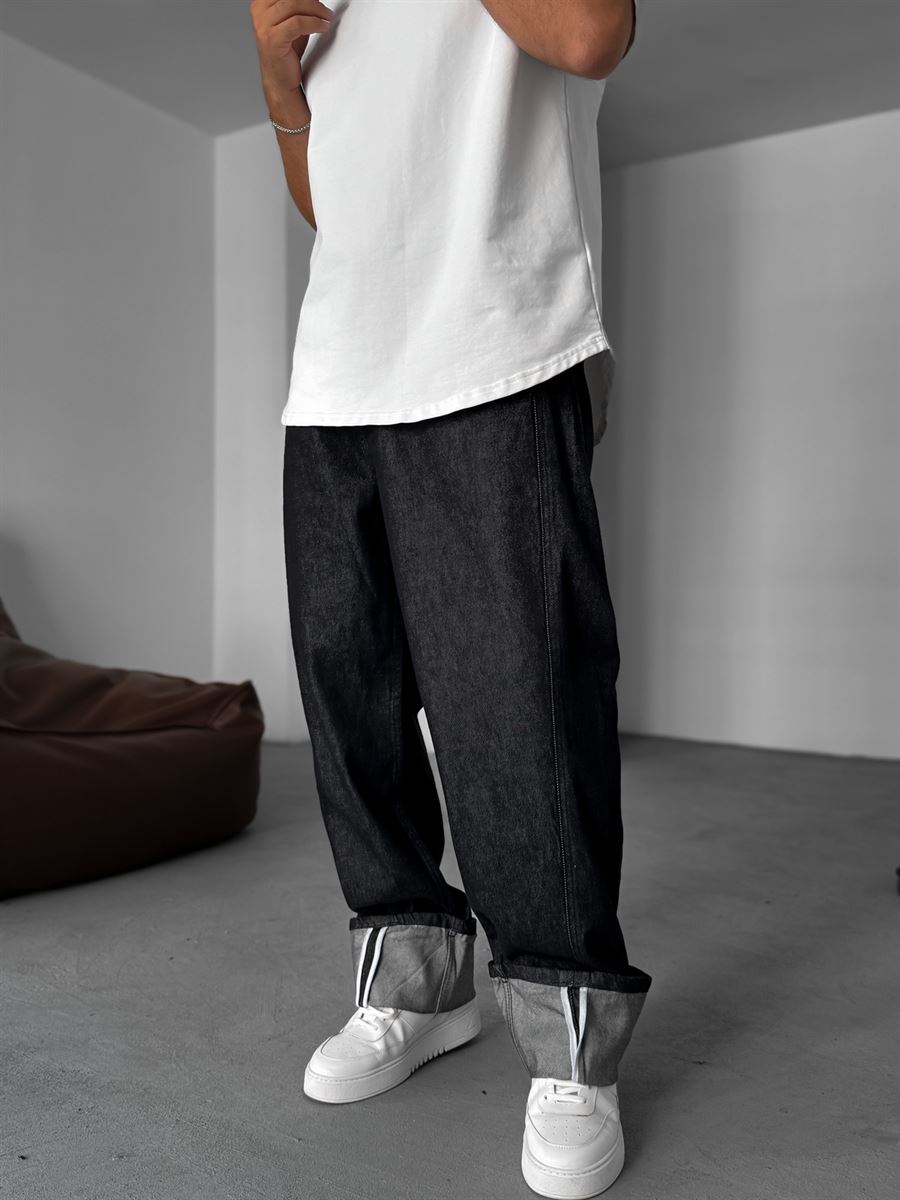 Baggy Jean with Folded Hem Detail