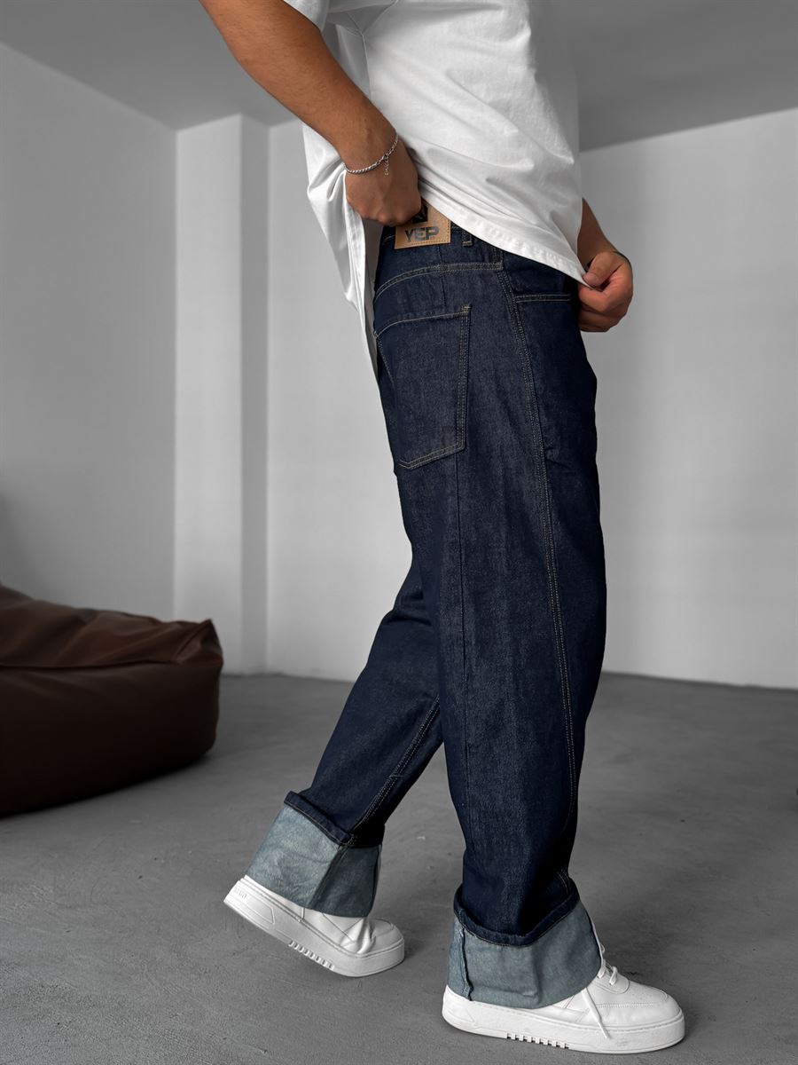 Baggy Jean with Folded Hem Detail