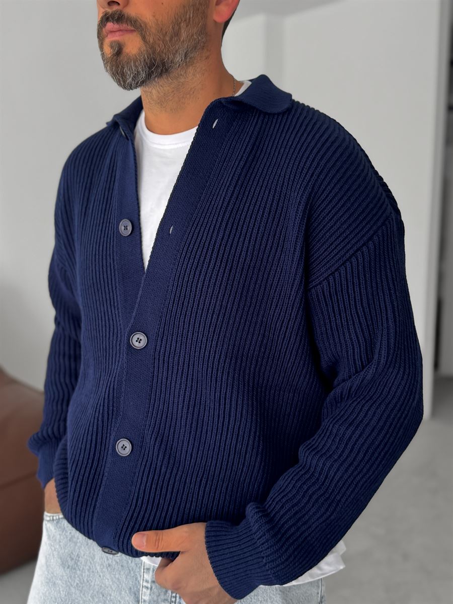 Buttoned Oversize Knit Cardigan