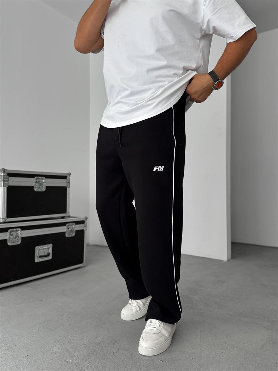 PM Embroidered Straight Leg Fleece-Lined Sweatpants