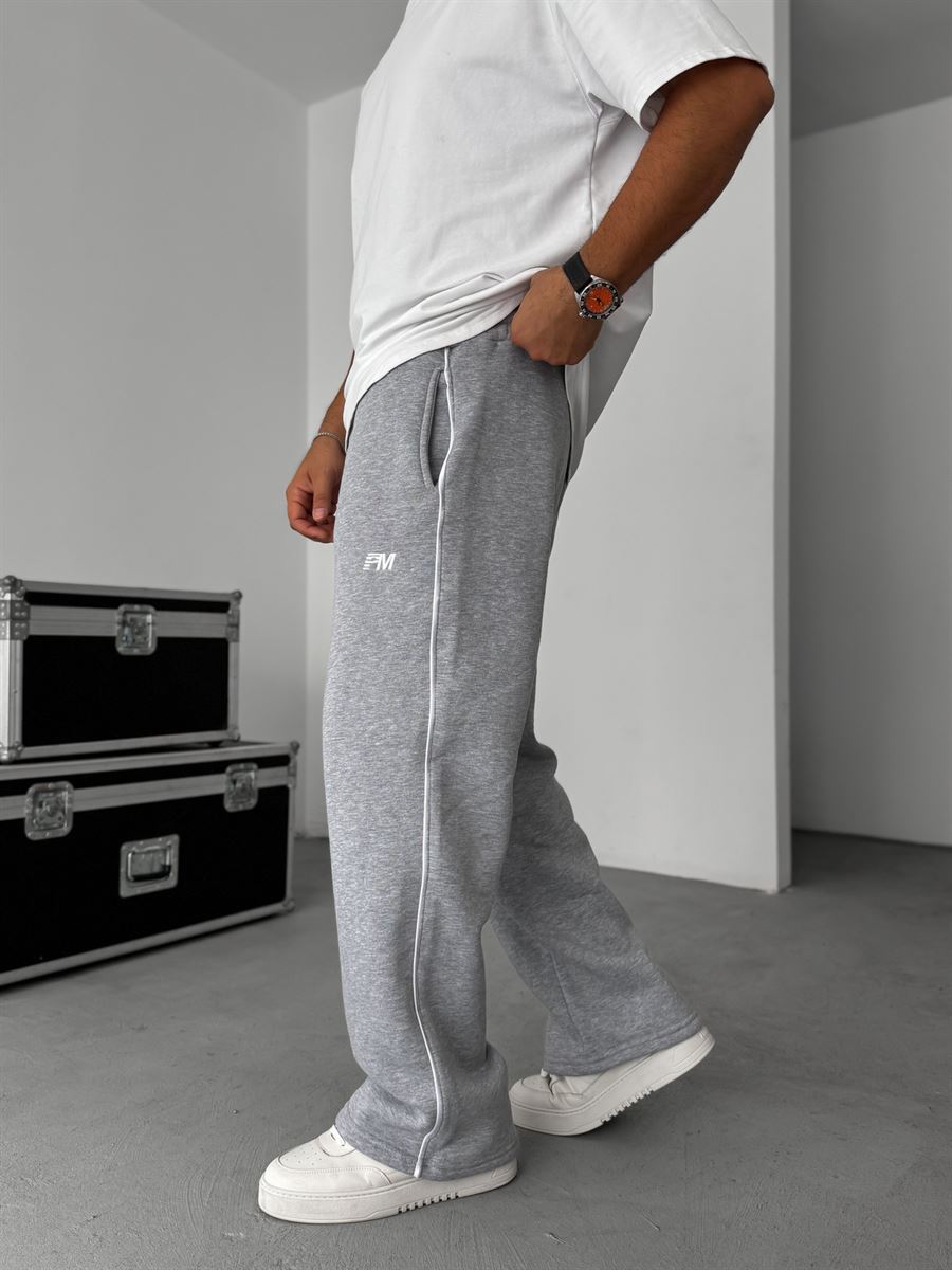 PM Embroidered Straight Leg Fleece-Lined Sweatpants
