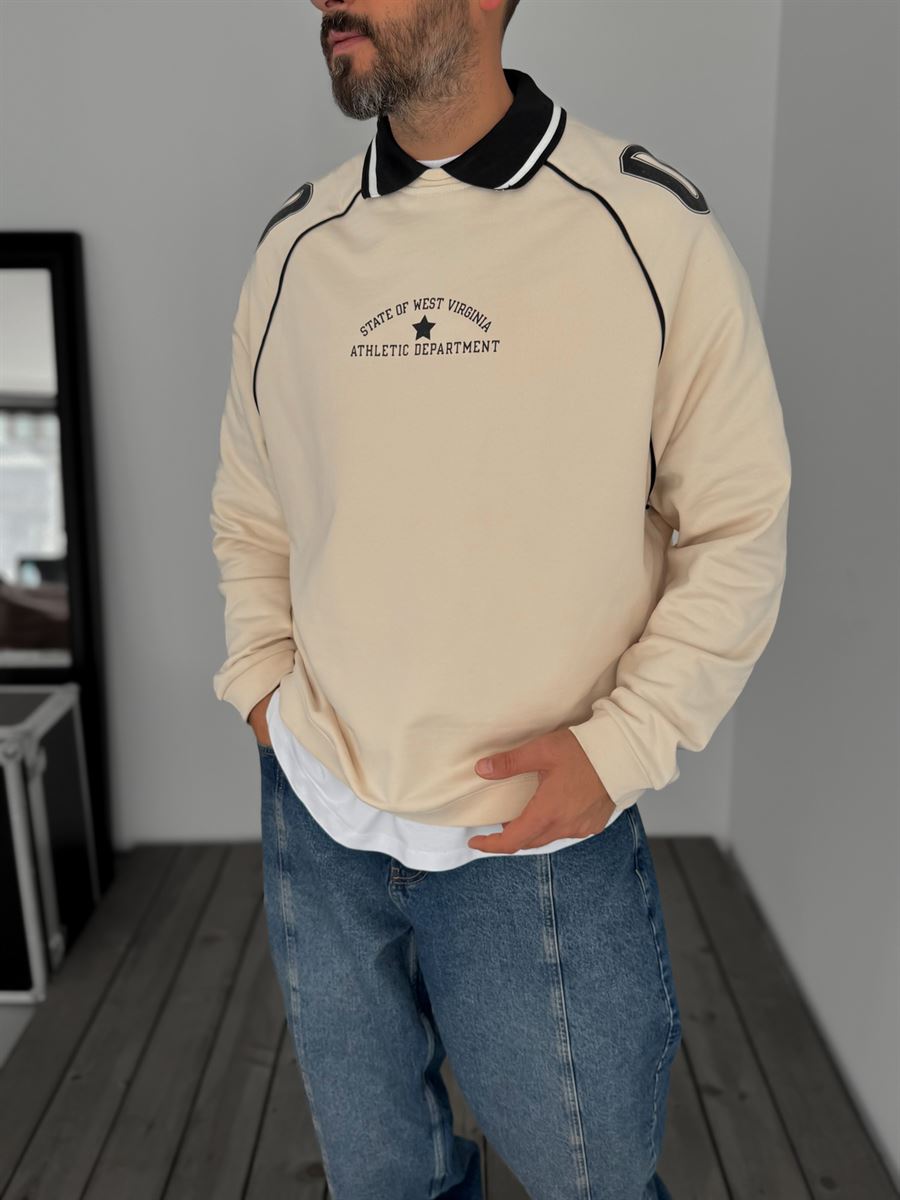 09 Embossed Sweatshirt