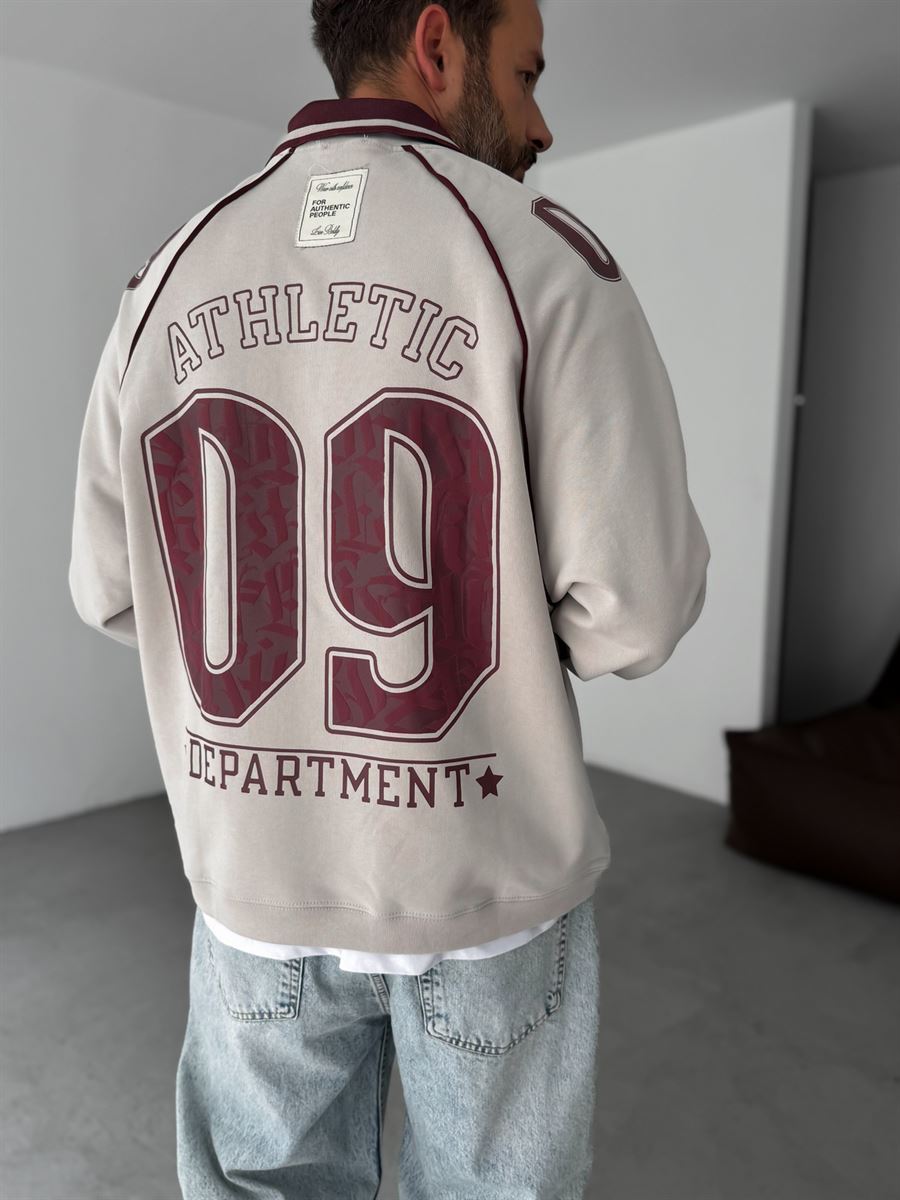 09 Embossed Sweatshirt