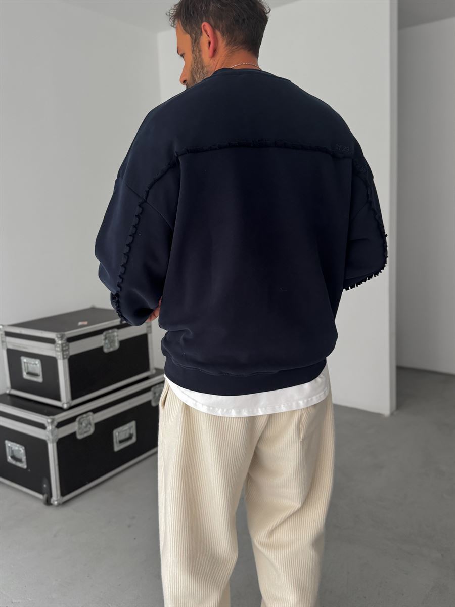 Back Detailed Sweatshirt