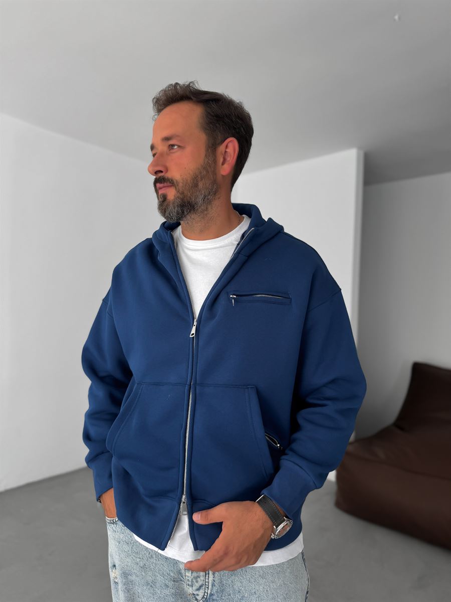Zipped Pocket Hooded Sweatshirt