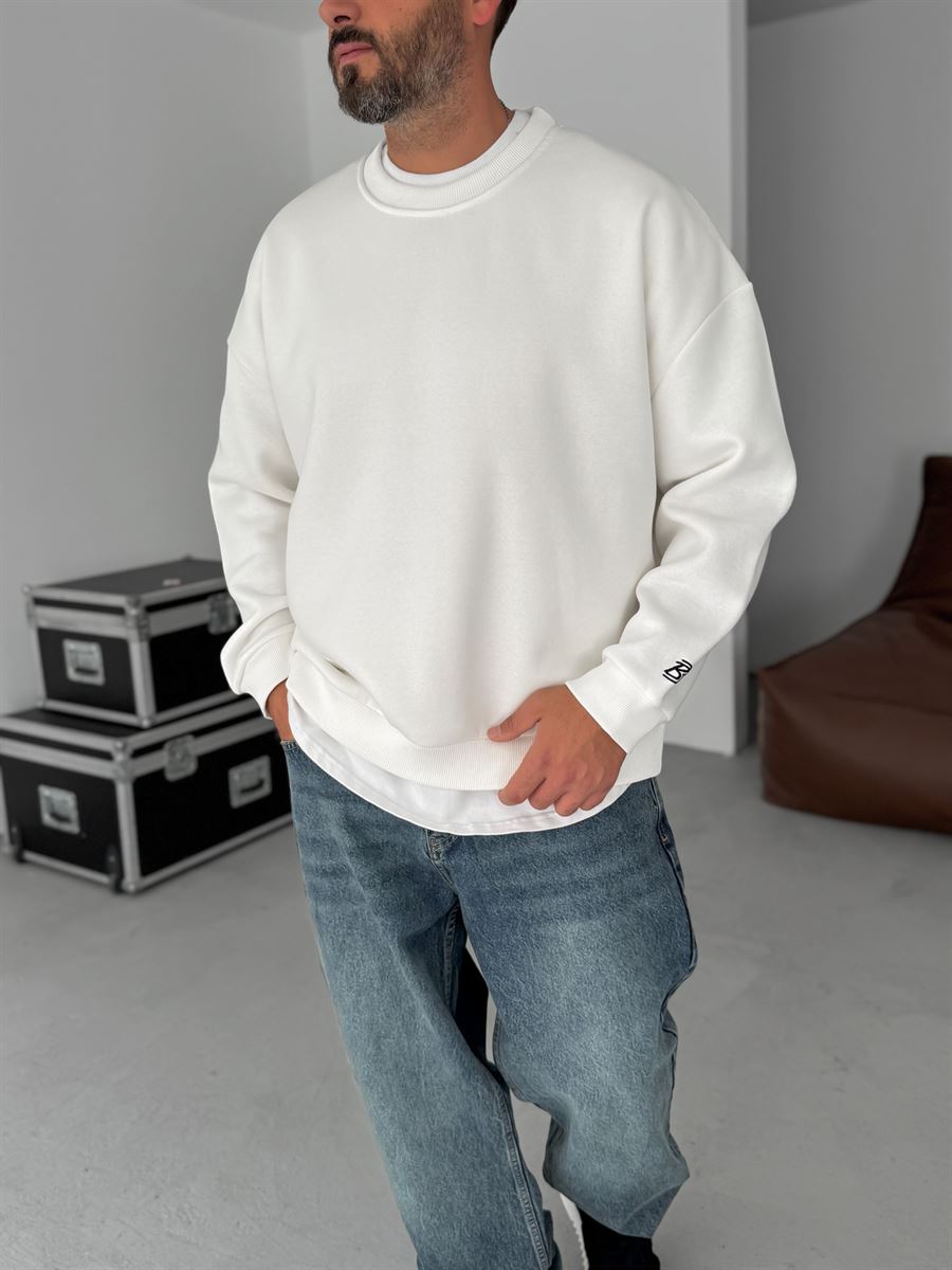 BB Embroidered Basic Oversize Sweatshirt