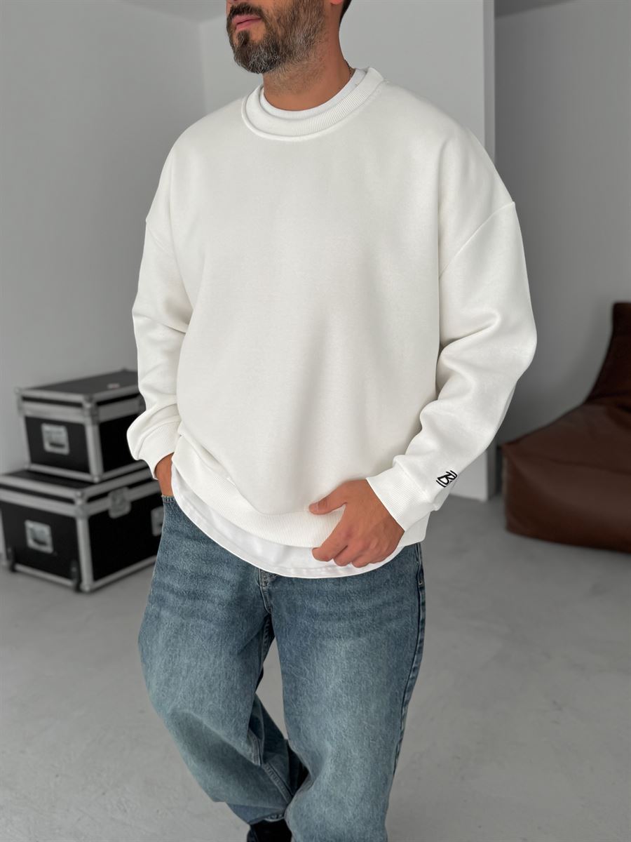 BB Embroidered Basic Oversize Sweatshirt