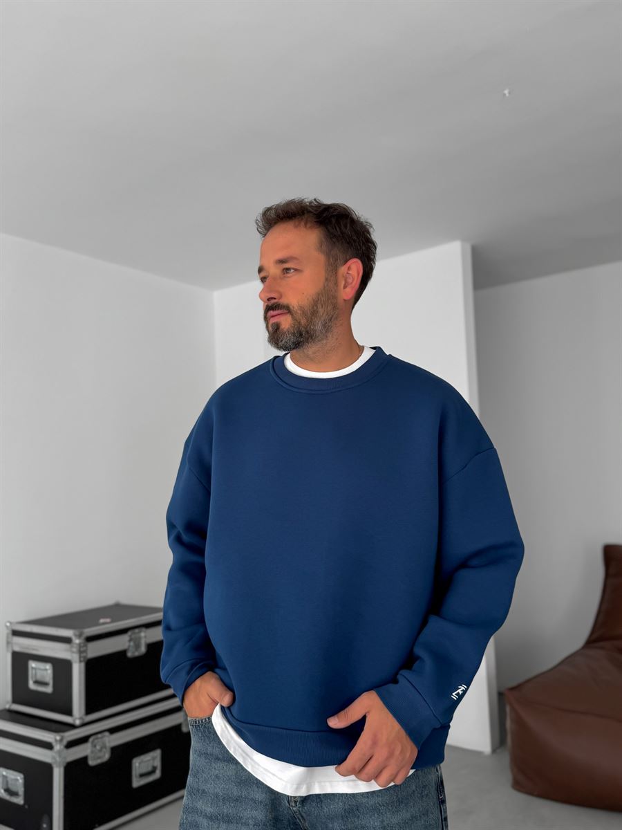 BB Embroidered Basic Oversize Sweatshirt