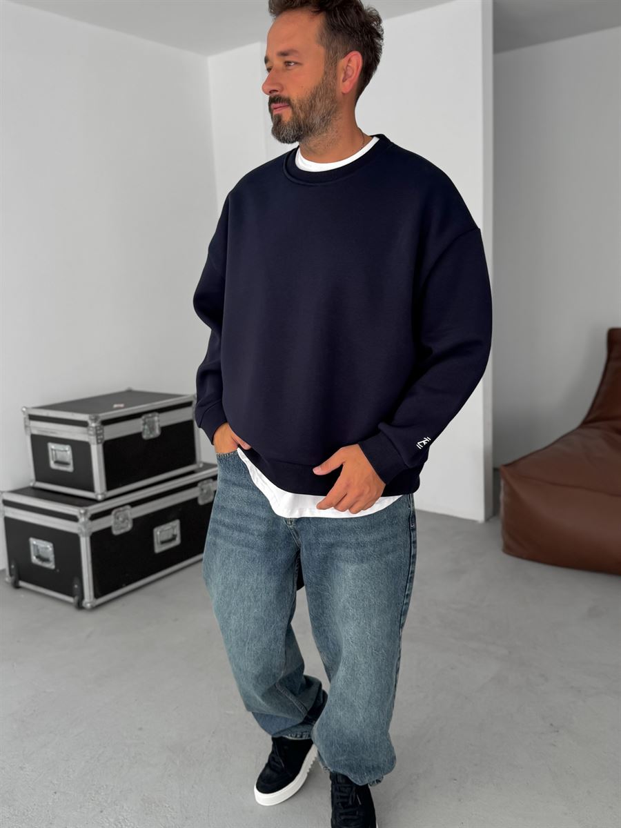 BB Embroidered Basic Oversize Sweatshirt