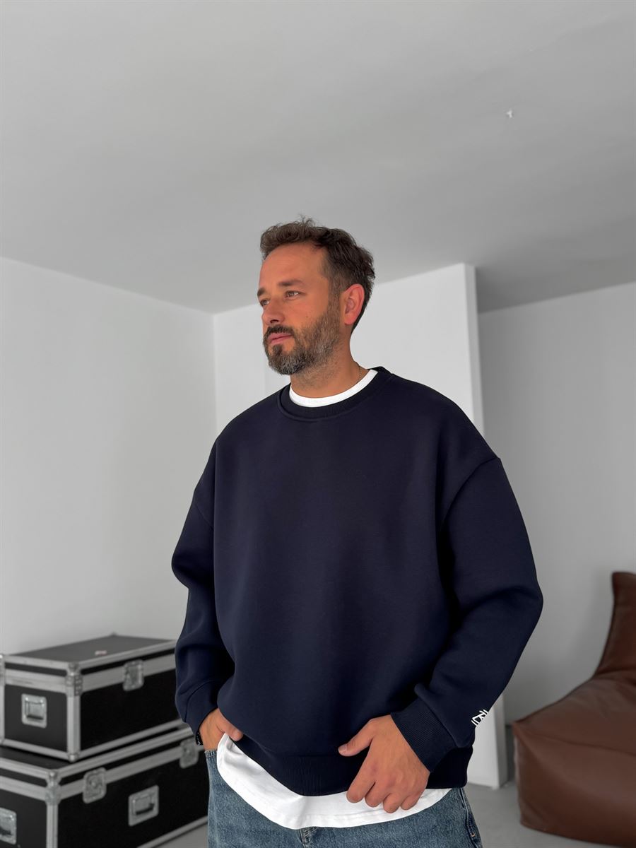 BB Embroidered Basic Oversize Sweatshirt