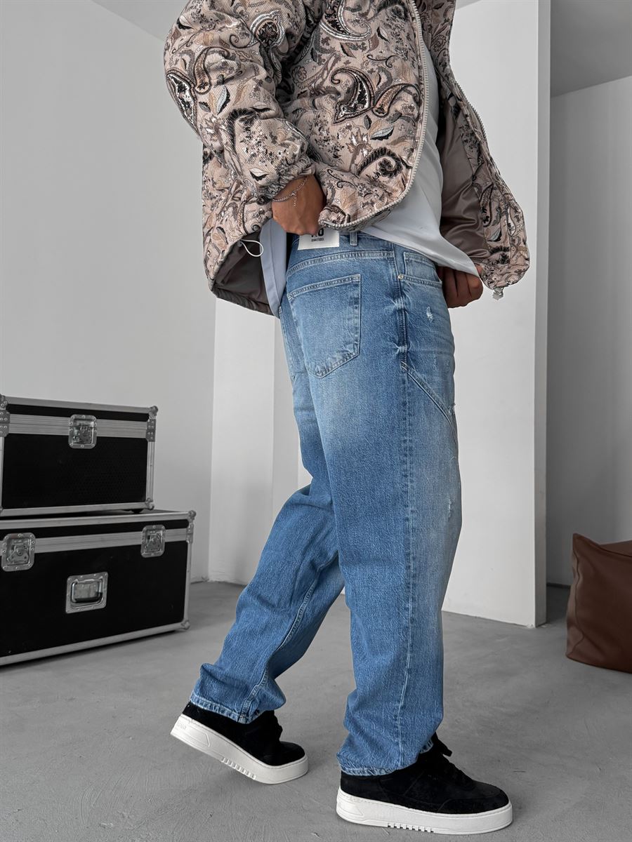 Diagonal Stitched Distressed Baggy Jean