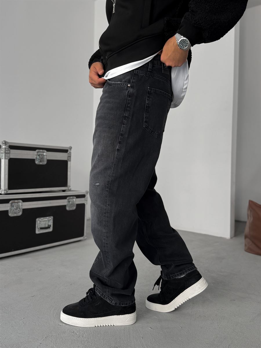 Knee Stitched Distressed Baggy Jean