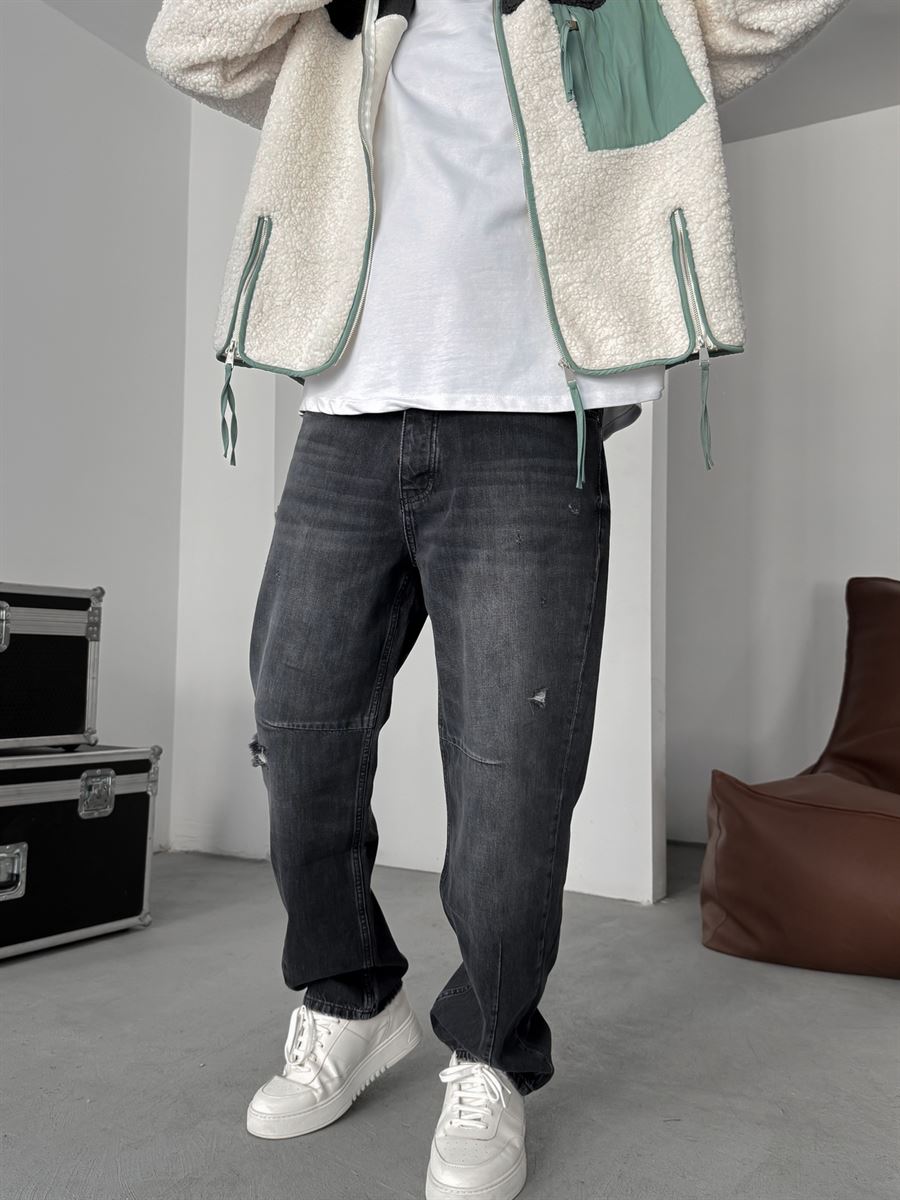 Knee Stitched Distressed Baggy Jean