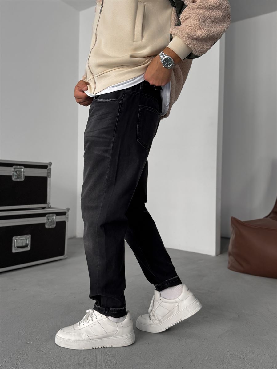 Knee Stitched Washed Regular Jean