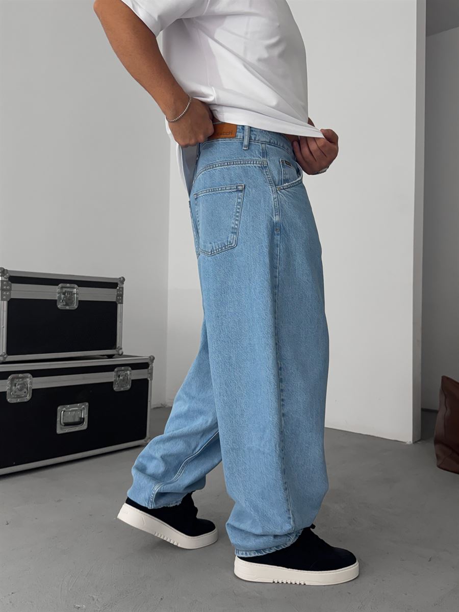 Basic Super Baggy Jean