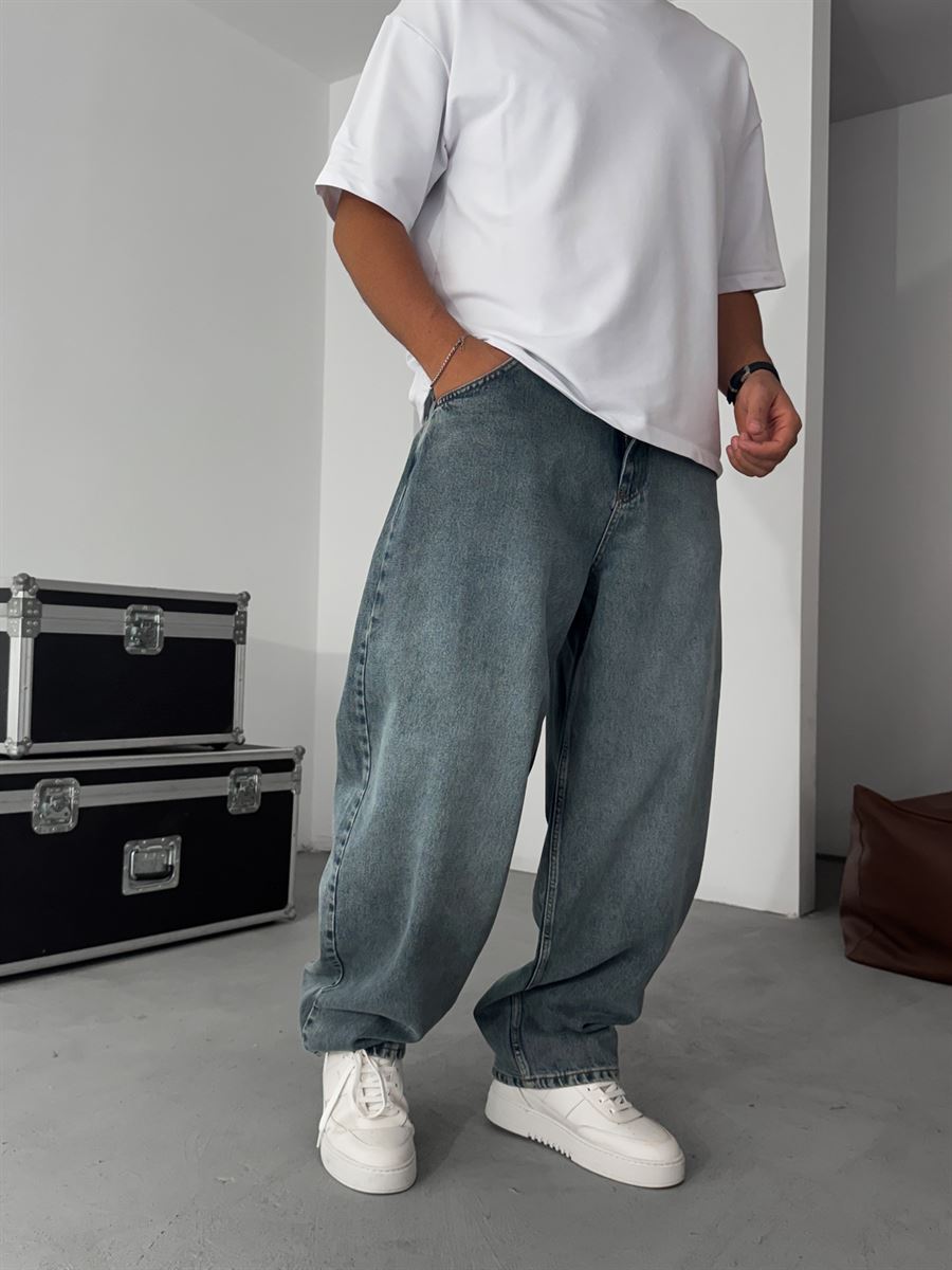 Aged Look Super Baggy Jean