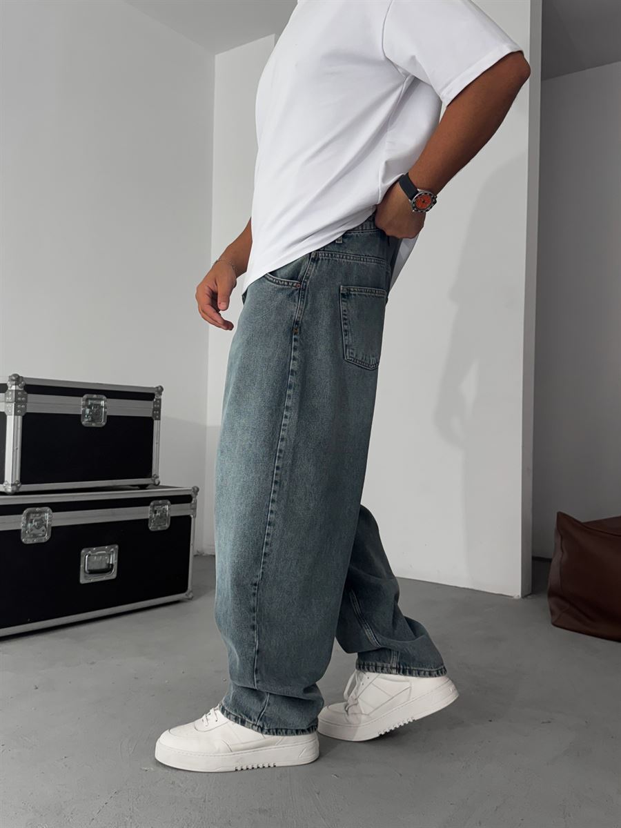 Aged Look Super Baggy Jean