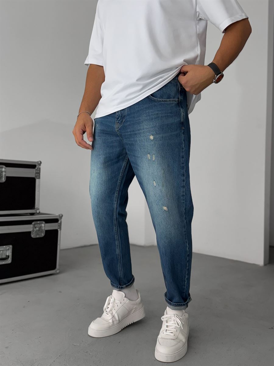 Distressed Washed Boyfriend Jean