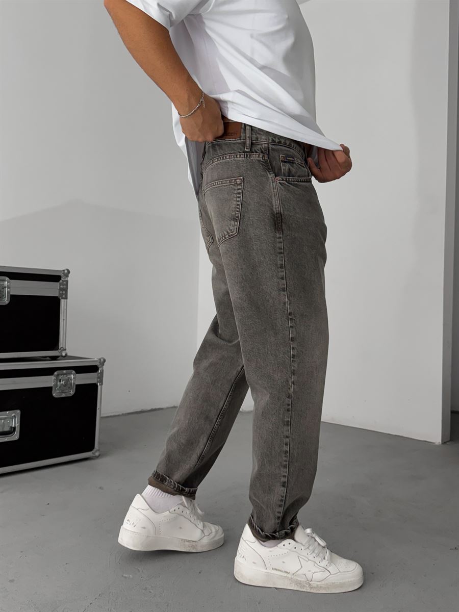 Aged Look Boyfriend Jean