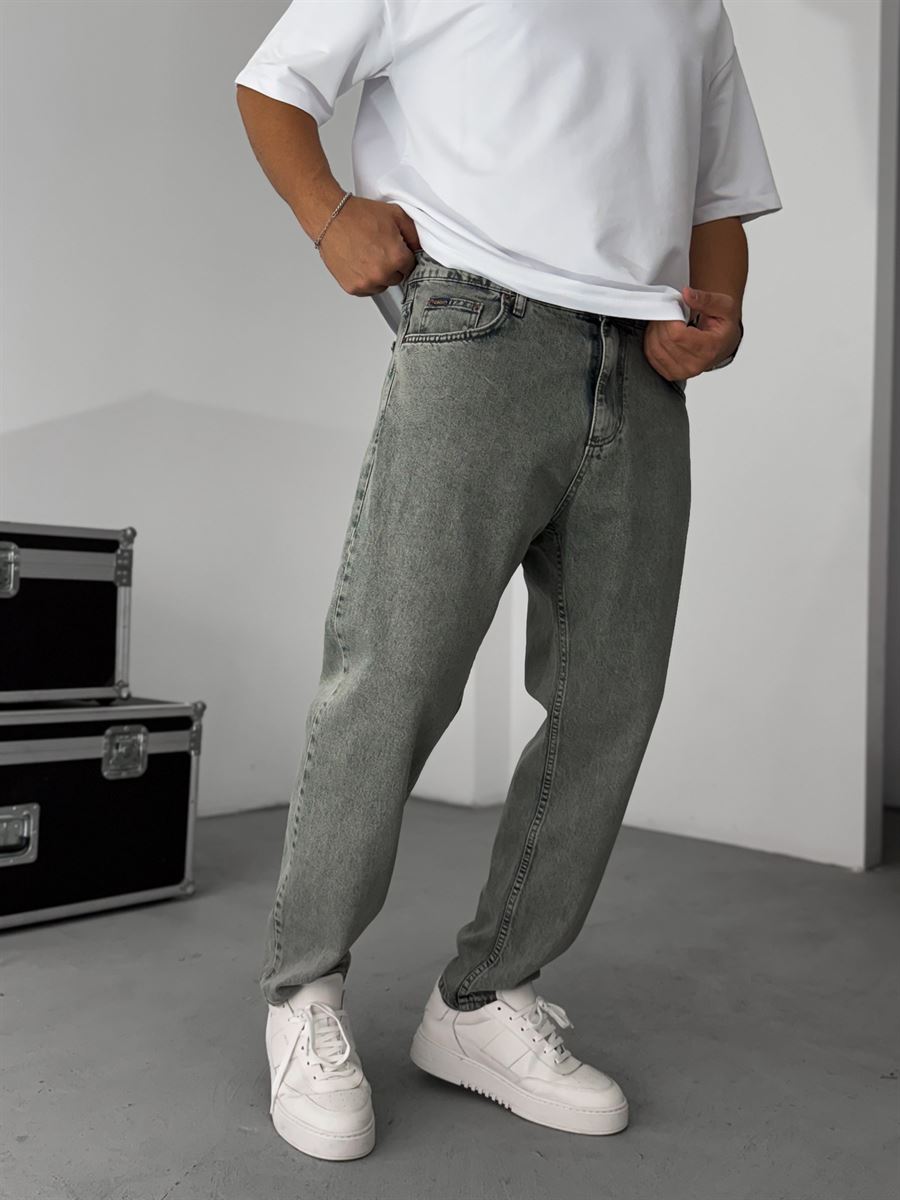 Aged Look Boyfriend Jean