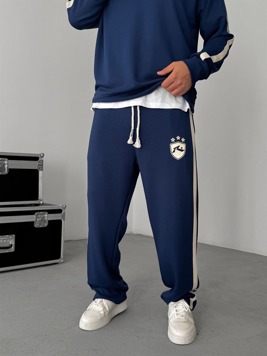 R-Embossed Sweatpants