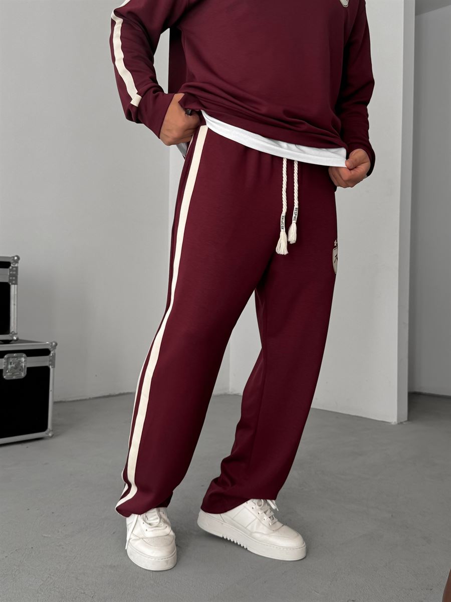 R-Embossed Sweatpants