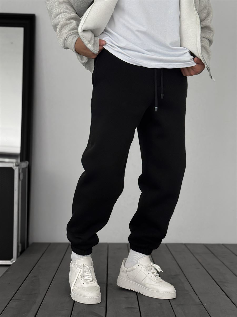 Fleece-Lined Sweatpants with Elastic Hem