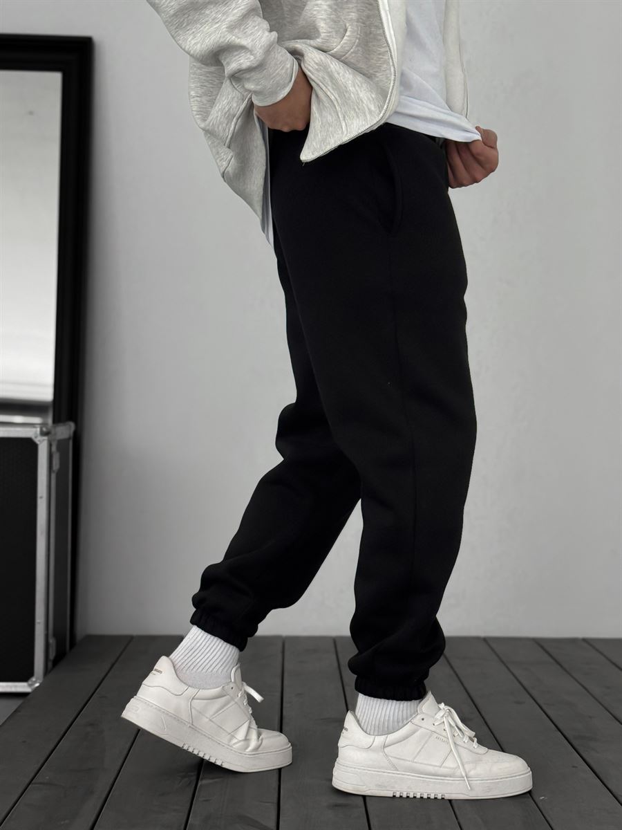 Fleece-Lined Sweatpants with Elastic Hem