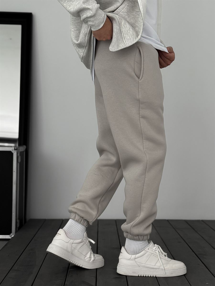 Fleece-Lined Sweatpants with Elastic Hem