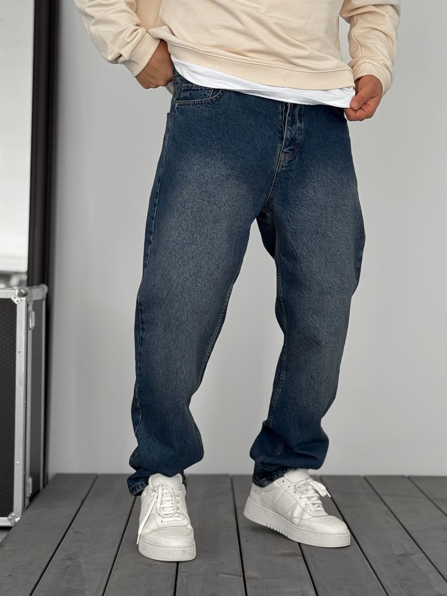 Stonewashed Baggy Jean