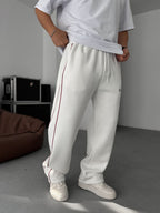 Traces Embroidered Sweatpants