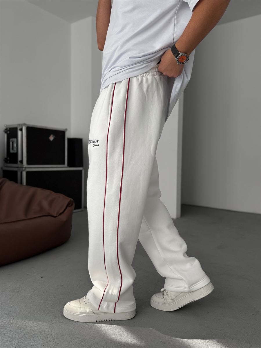 Traces Embroidered Sweatpants