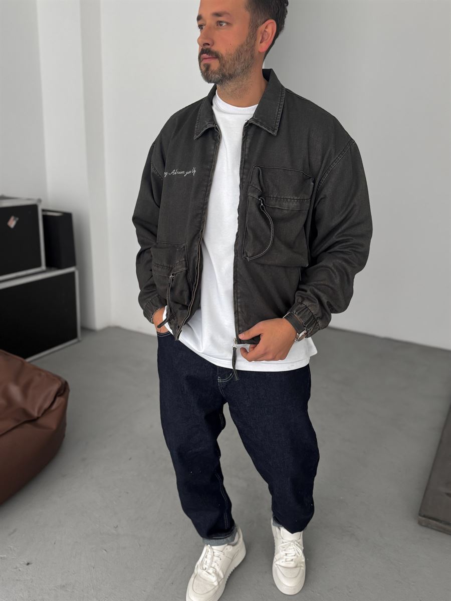 Large Pocket Zipped Jacket