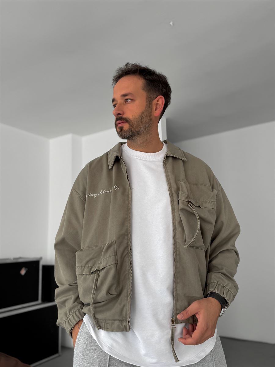 Large Pocket Zipped Jacket