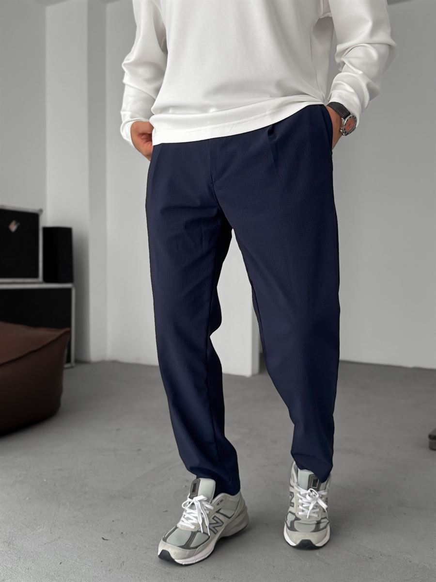 Seersucker Basic Pleated Pants