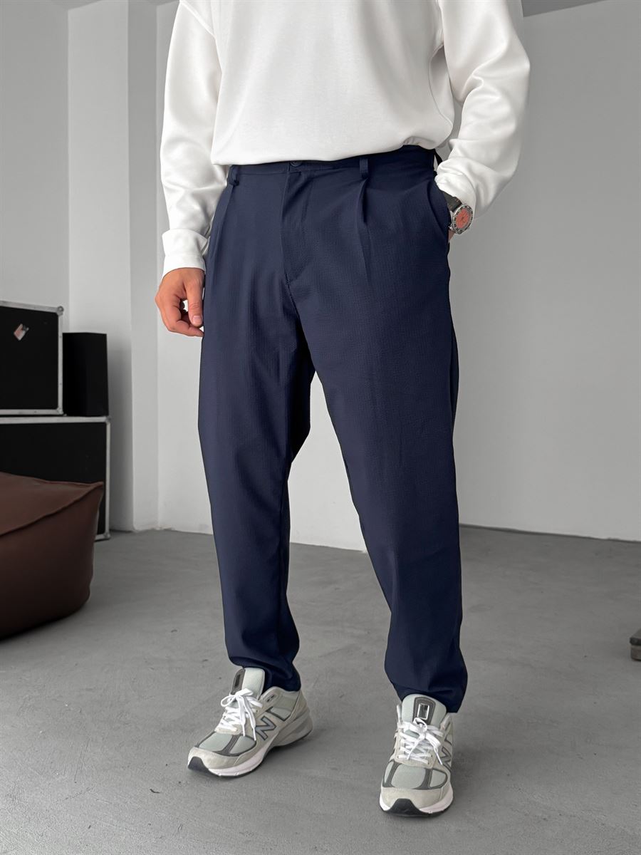 Seersucker Basic Pleated Pants